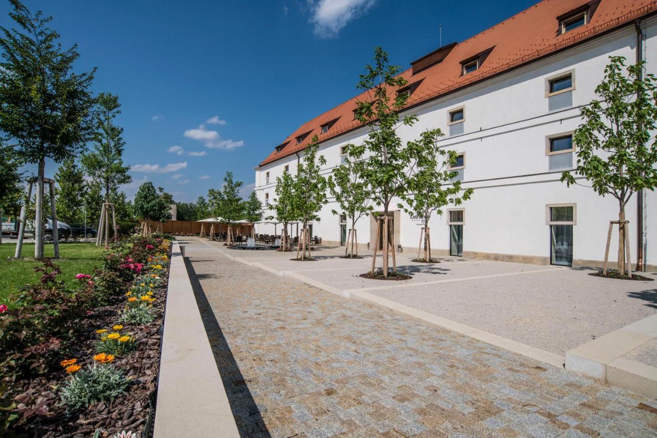 Lotrinsky Hotel Velké Pavlovice Εξωτερικό φωτογραφία